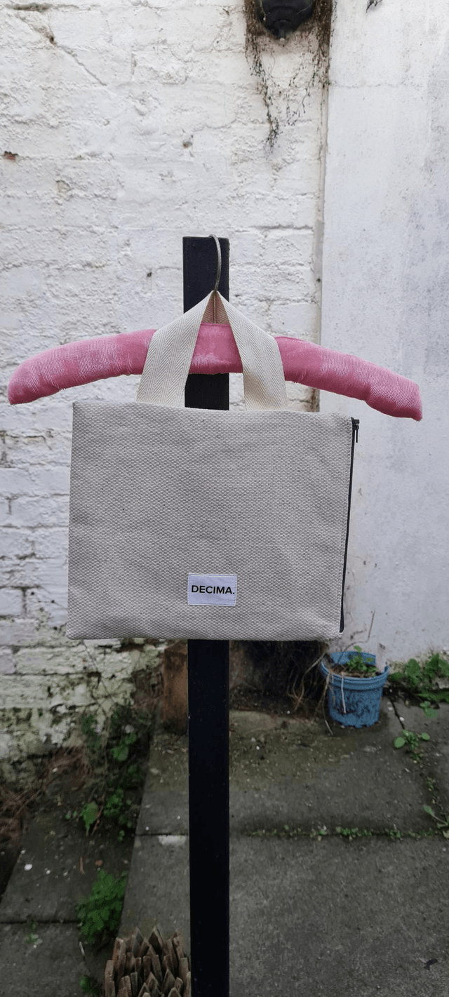BATH pouch