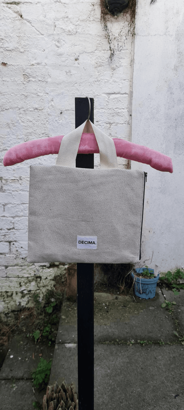 BATH pouch